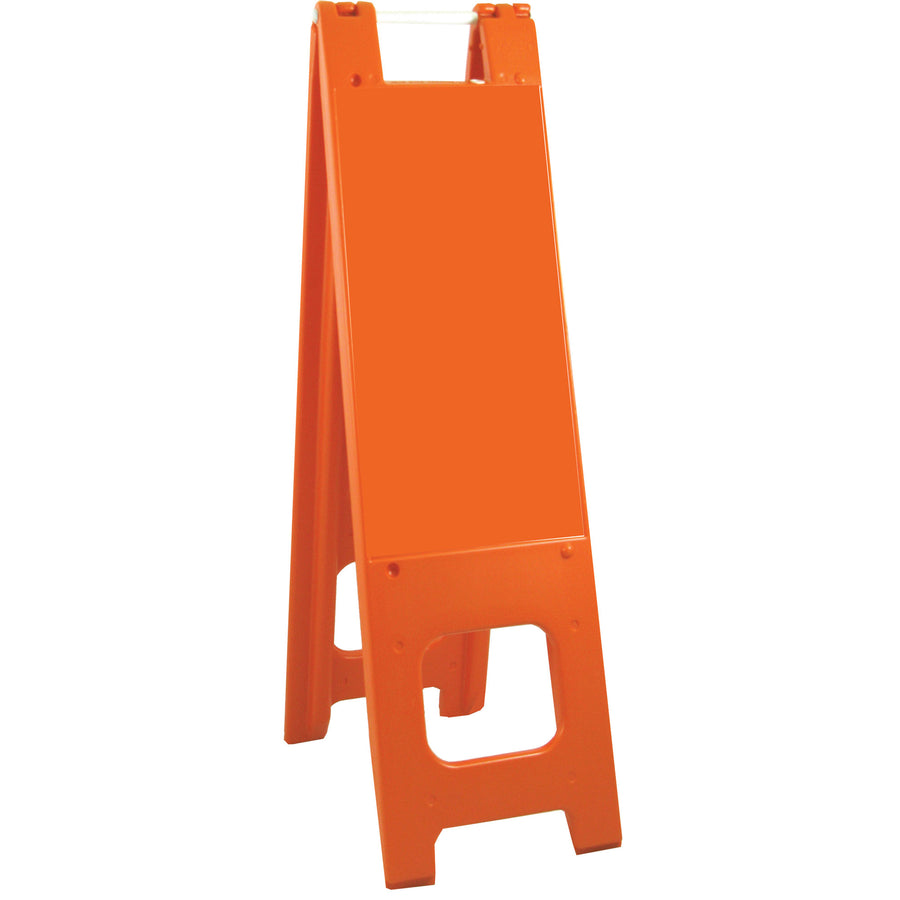 Narrowcade in Orange with No Sheeting Image